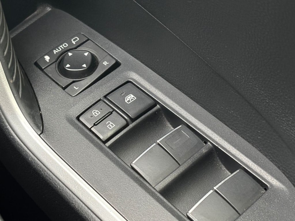 Used Toyota RAV4 2020 for sale - 76841699: Photo 31