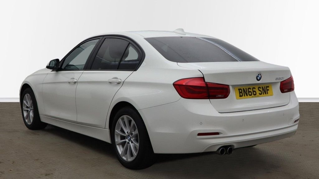Used BMW 3 Series 2016 for sale - 76840890: Photo 10