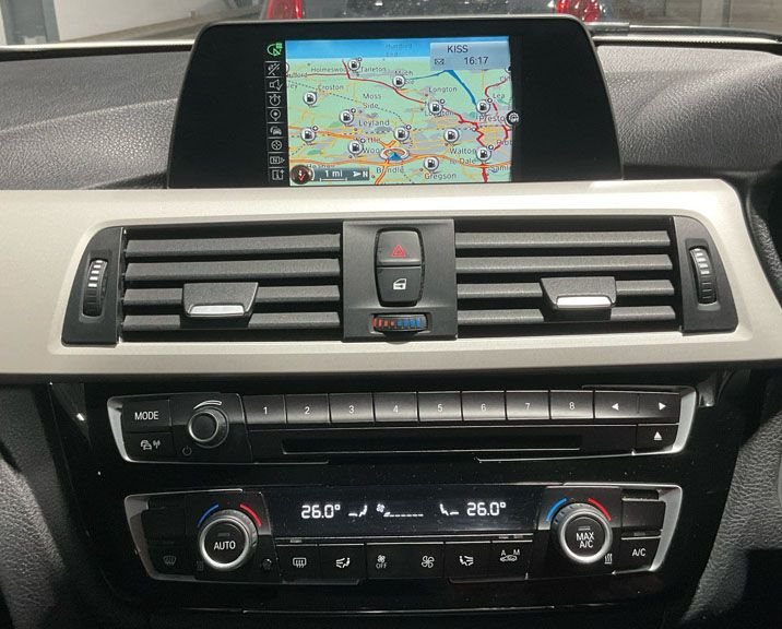 Used BMW 3 Series 2016 for sale - 76840890: Photo 2