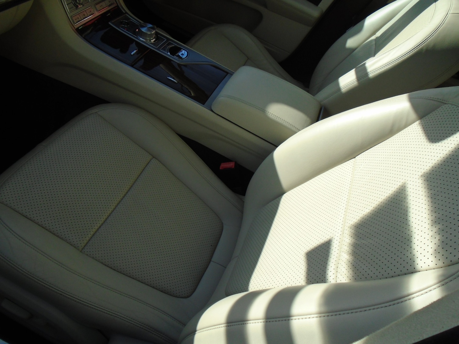 Used Jaguar XF 2011 for sale - 76525935: Photo 9