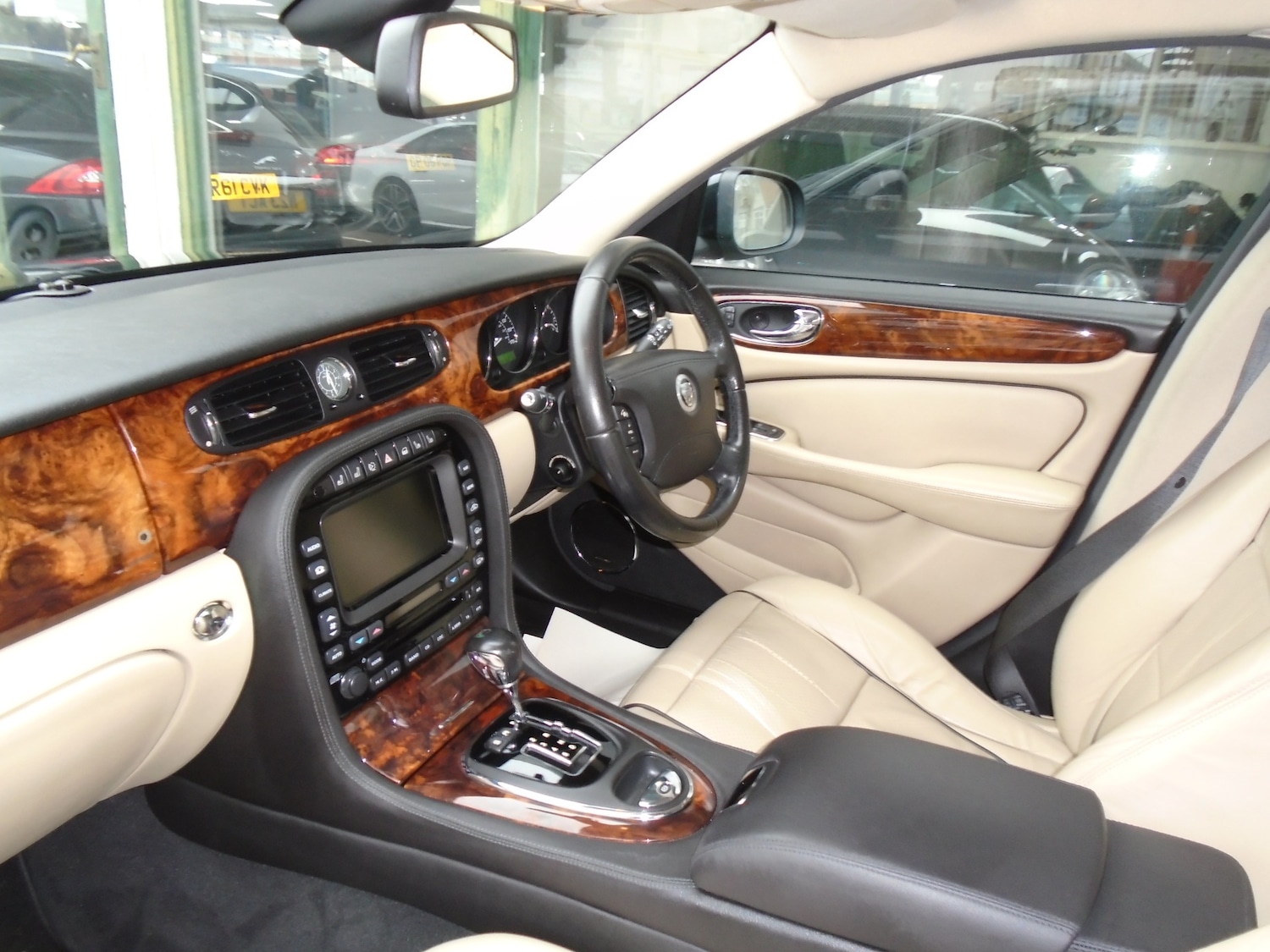 Used Jaguar XJ 2007 for sale - 77431154: Photo 12