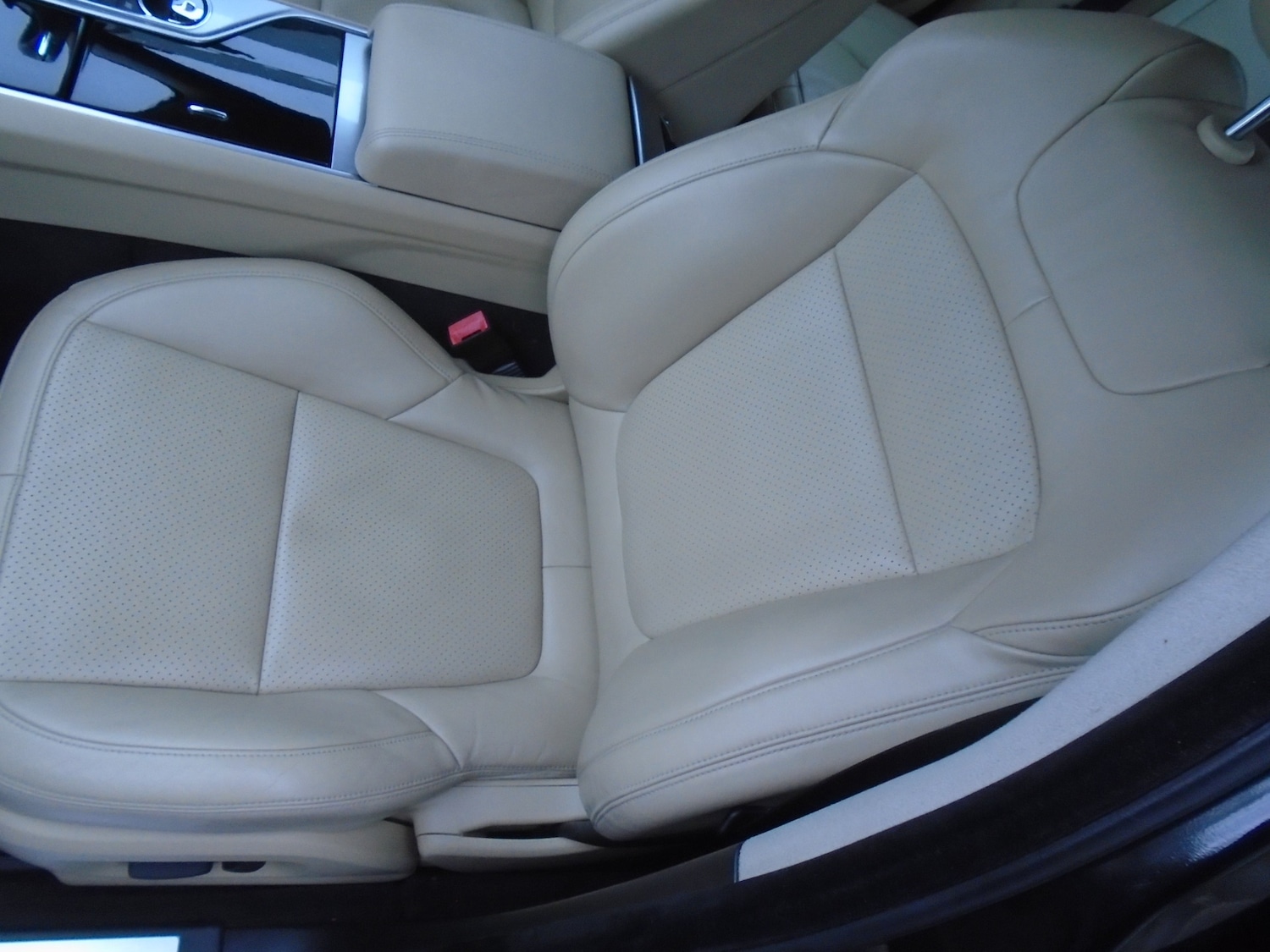 Used Jaguar XF 2014 for sale - 76979748: Photo 18