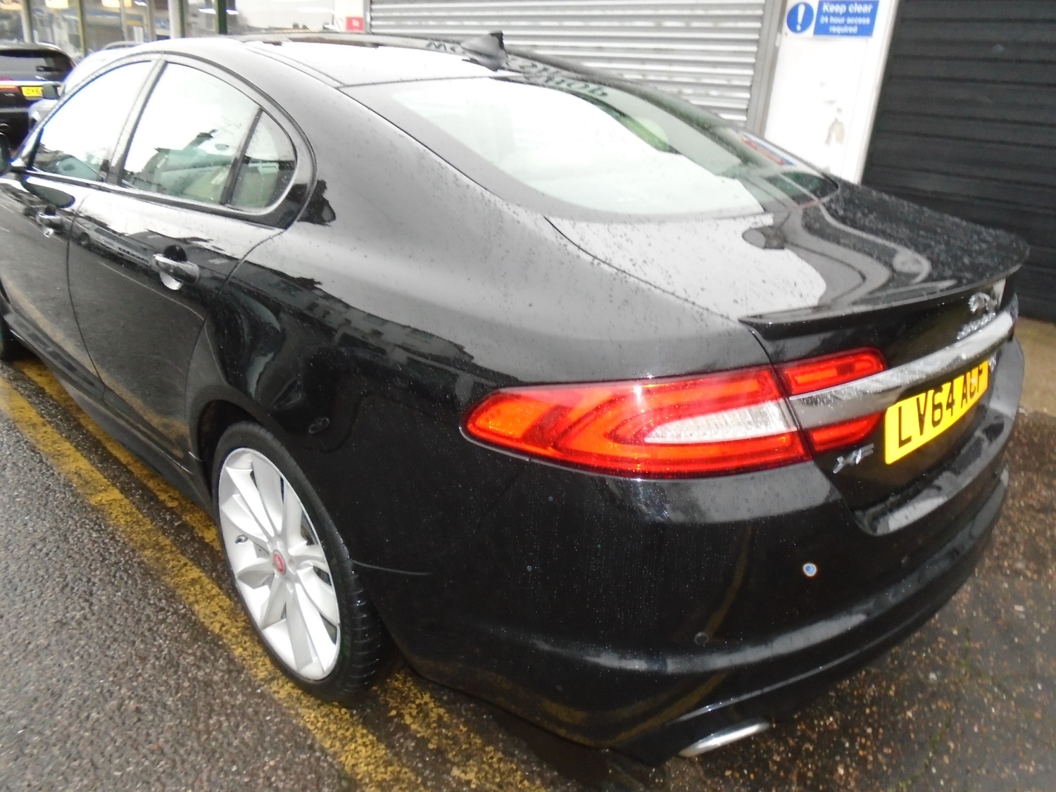 Used Jaguar XF 2014 for sale - 76979748: Photo 7