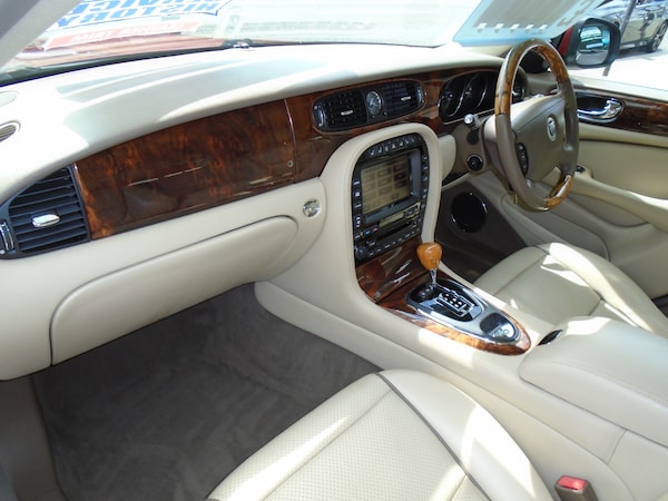 Used Jaguar XJ 2007 for sale - 75145763: Photo 19