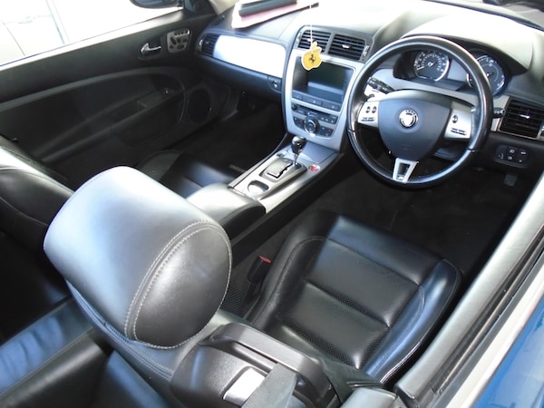 Used Jaguar XKR 2007 for sale - 76143669: Photo 8