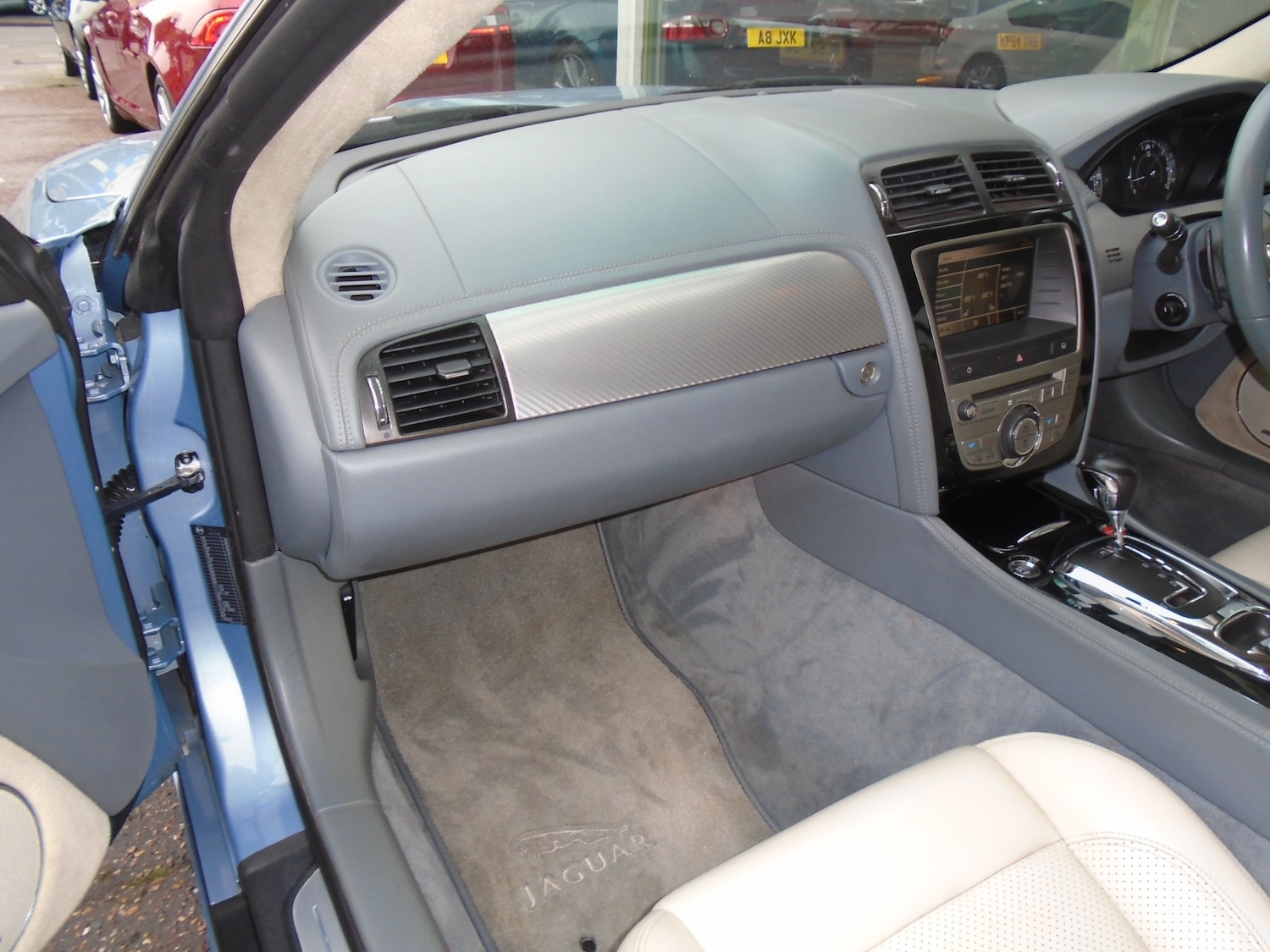 Used Jaguar XKR 2008 for sale - 77364780: Photo 13