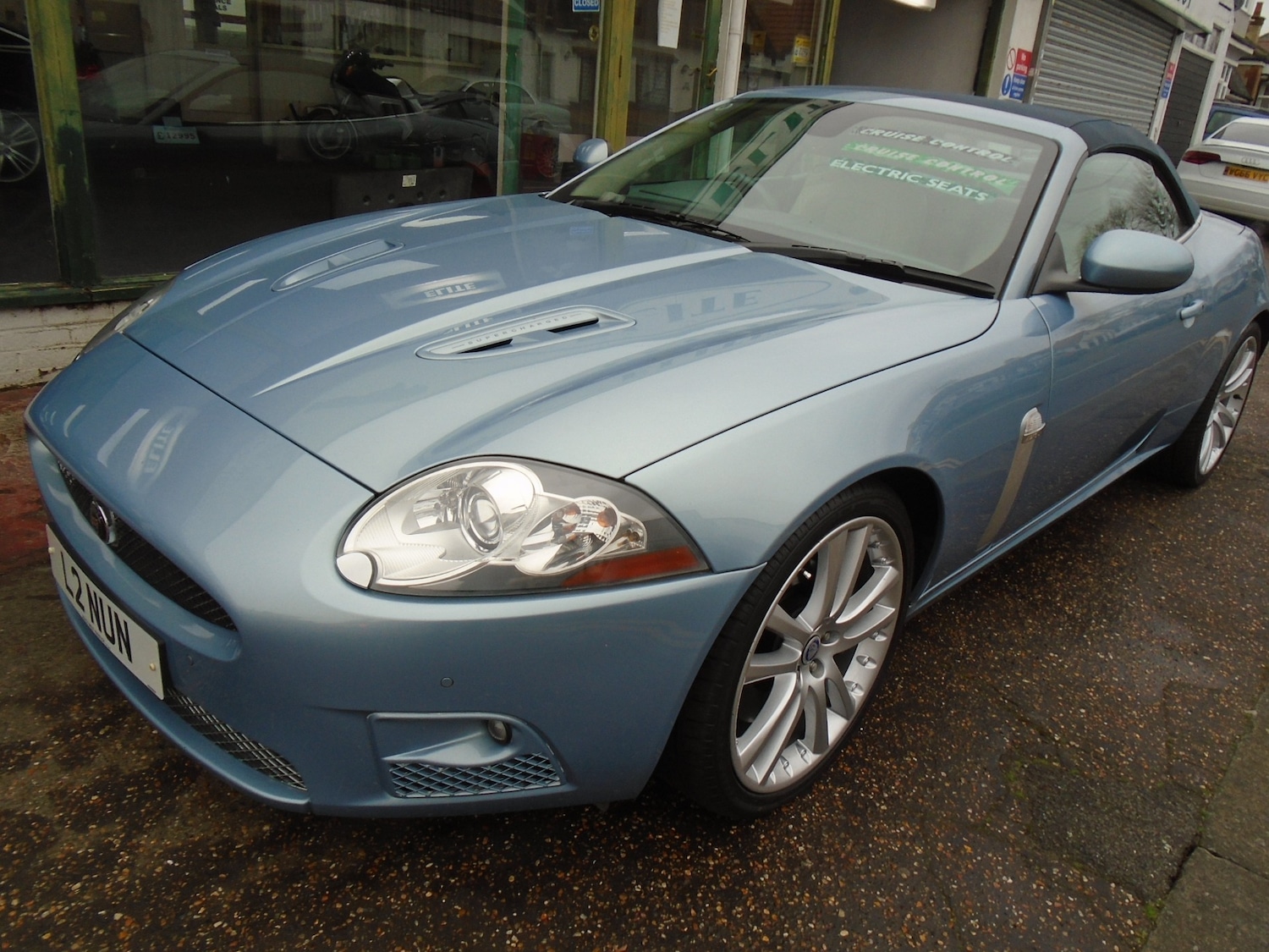 Used Jaguar XKR 2008 for sale - 77364780: Photo 3