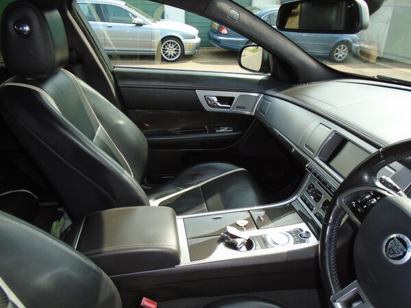 Used Jaguar XF 2012 for sale - 74430369: Photo 13