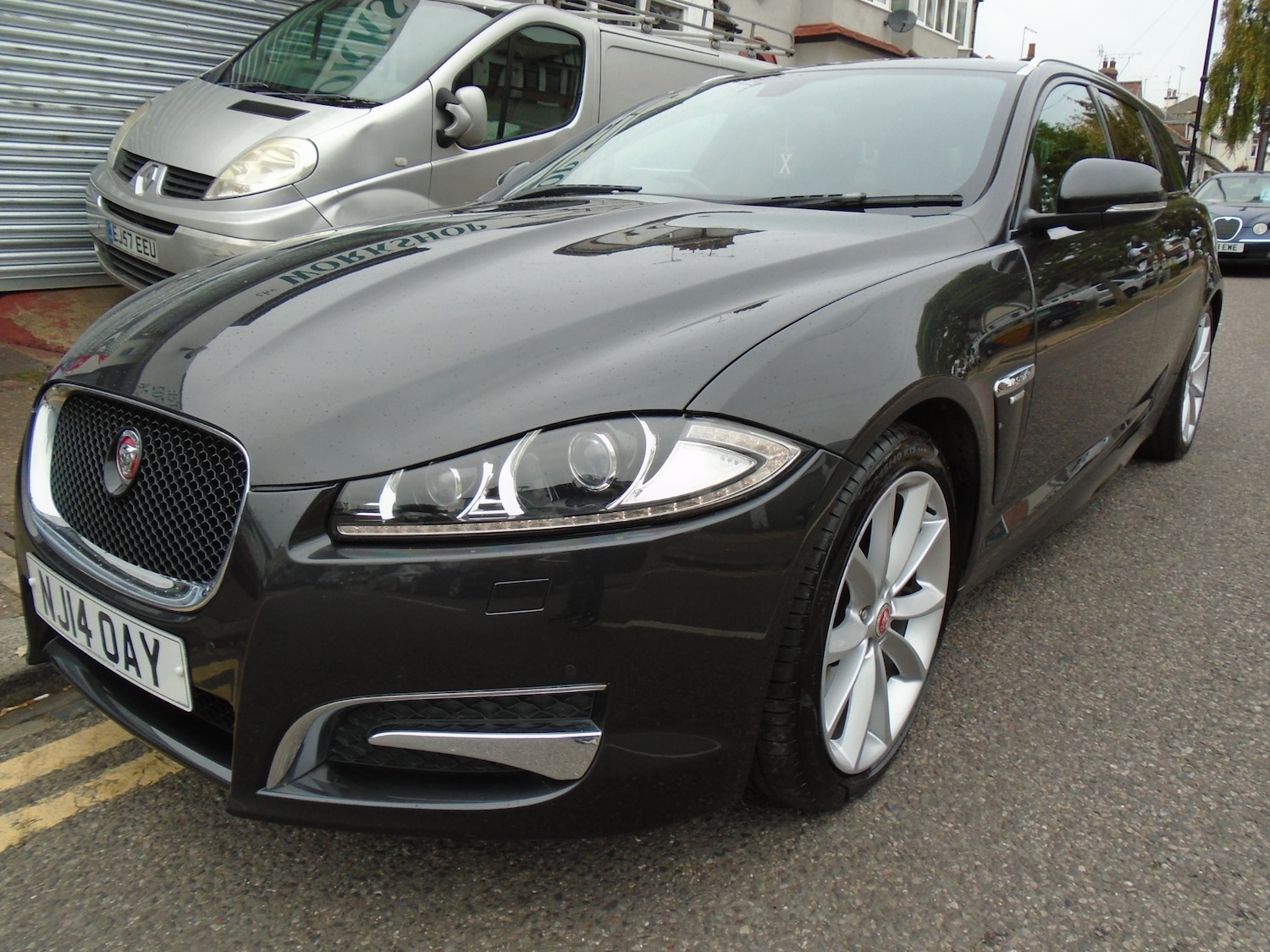 Used Jaguar XF 2014 for sale - 76127499: Photo 3