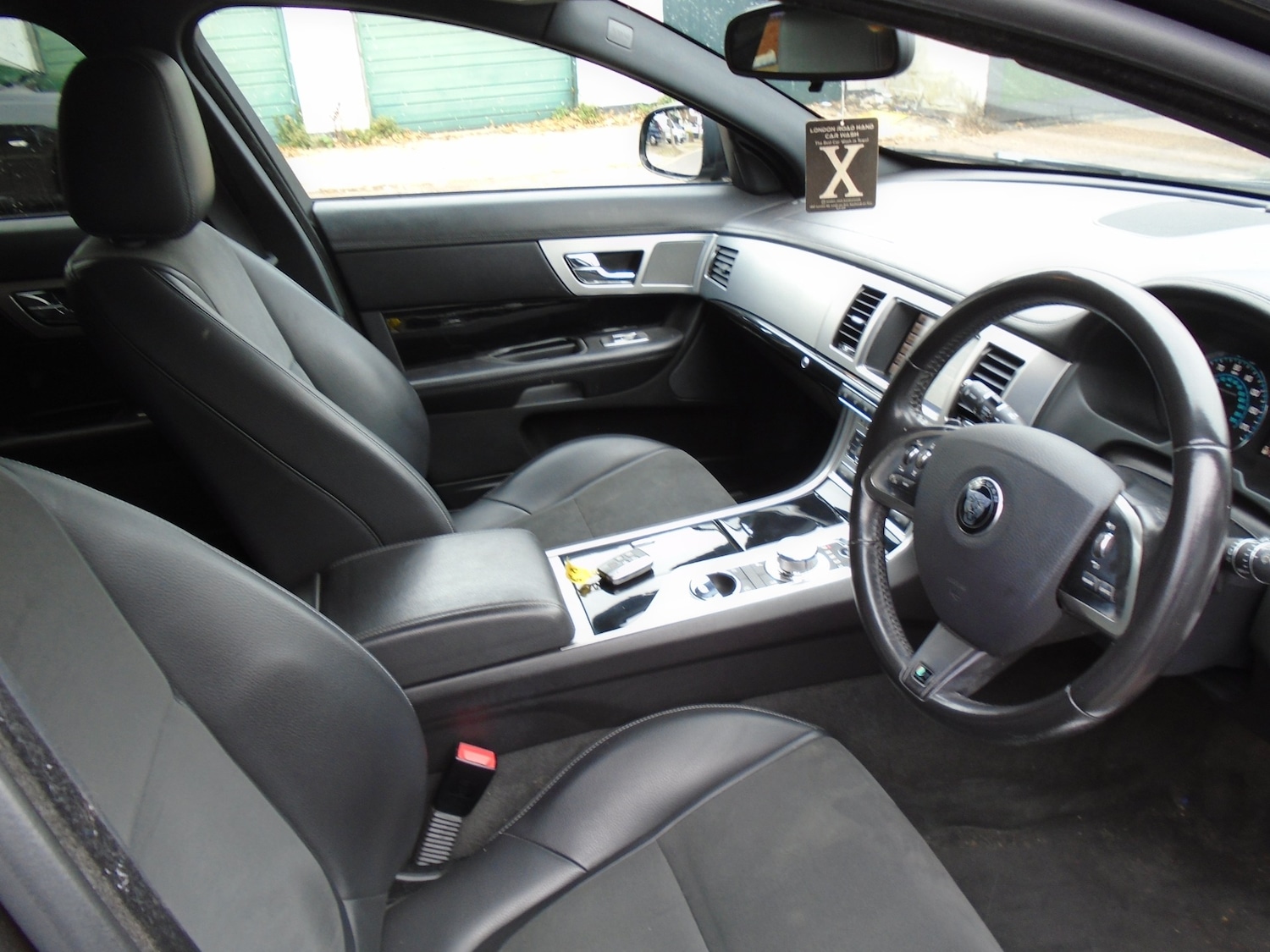 Used Jaguar XF 2014 for sale - 76127499: Photo 5