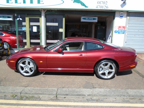 Used Jaguar XKR 2004 for sale - 75075015: Photo 11