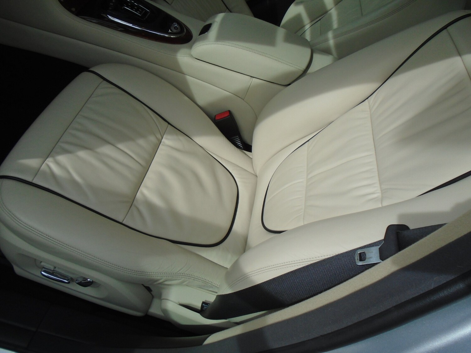 Used Jaguar XJ 2007 for sale - 78060547: Photo 18