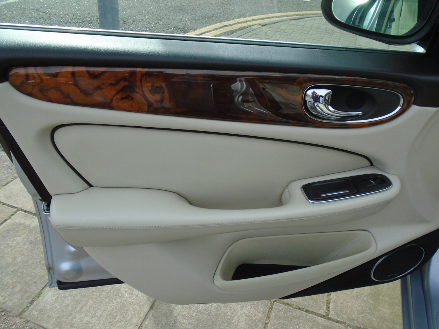 Used Jaguar XJ 2007 for sale - 78060547: Photo 19