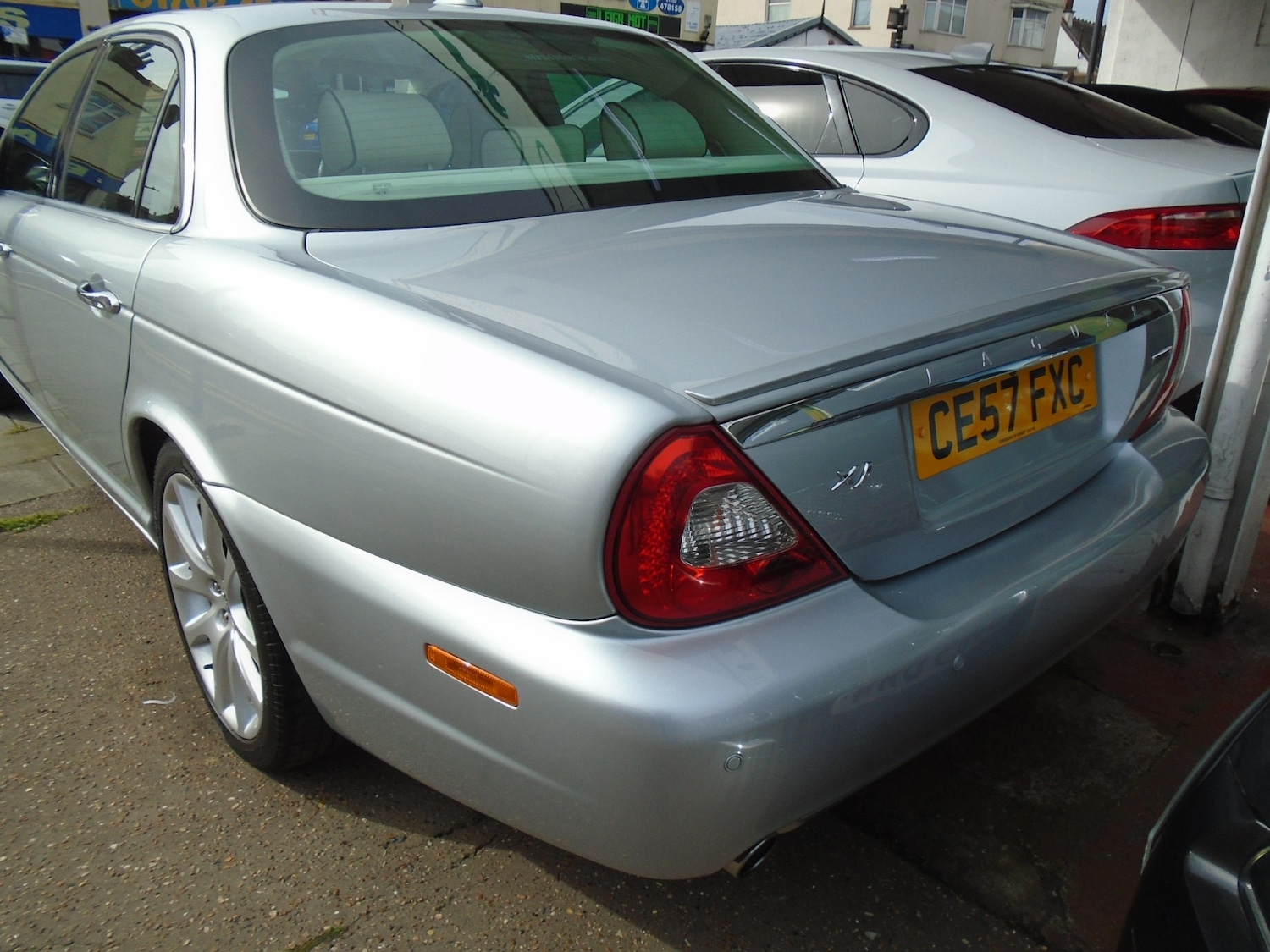 Used Jaguar XJ 2007 for sale - 78060547: Photo 7