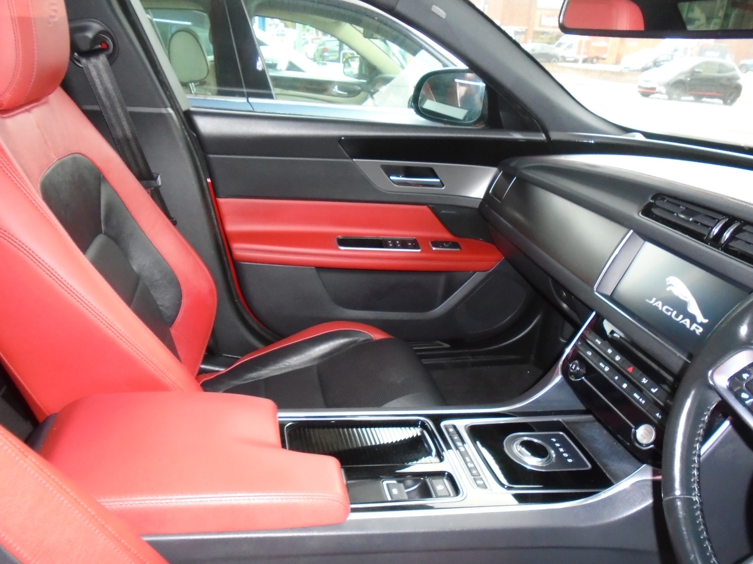 Used Jaguar XF 2016 for sale - 76505154: Photo 10