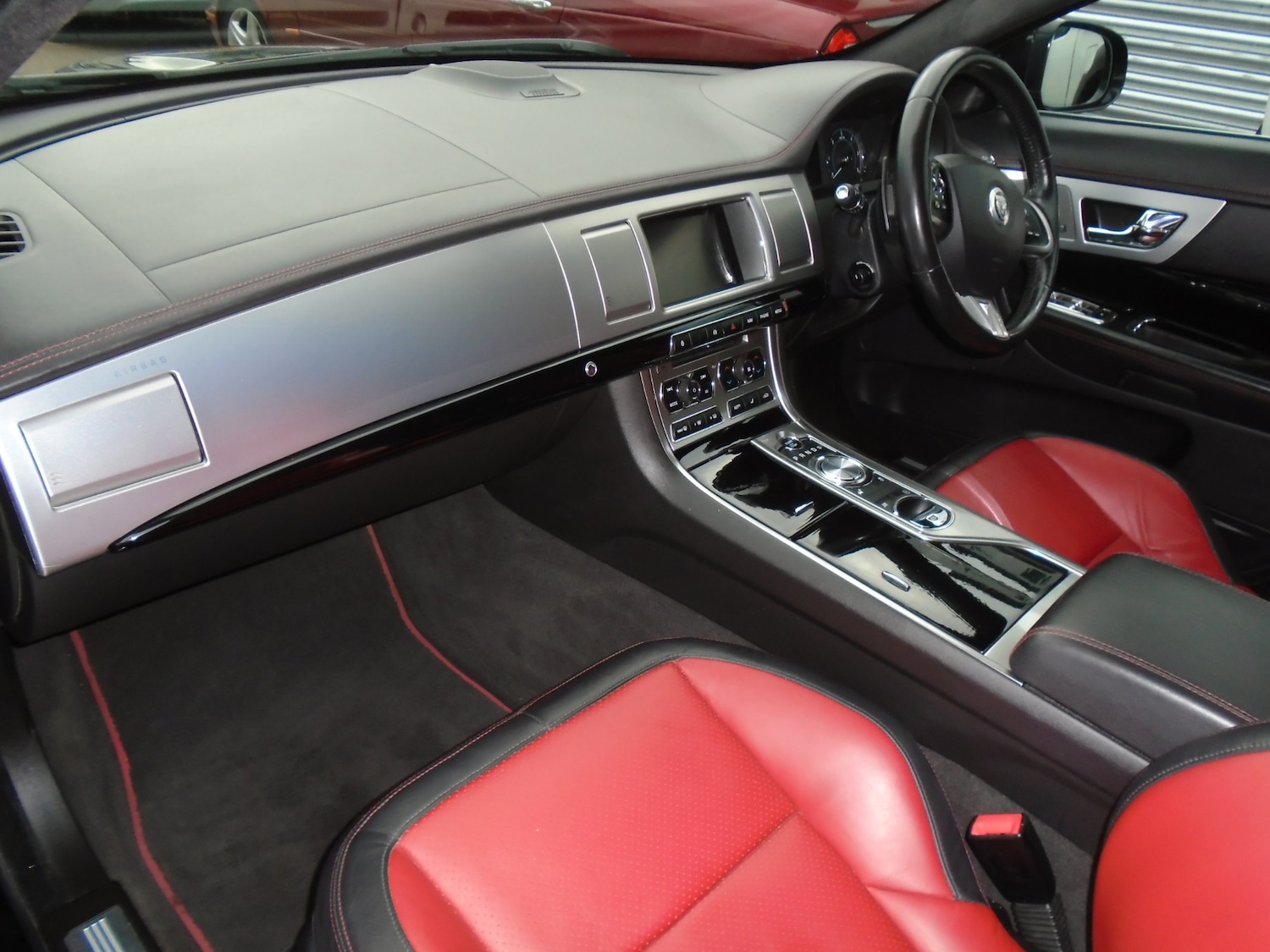 Used Jaguar XF 2013 for sale - 76450645: Photo 16