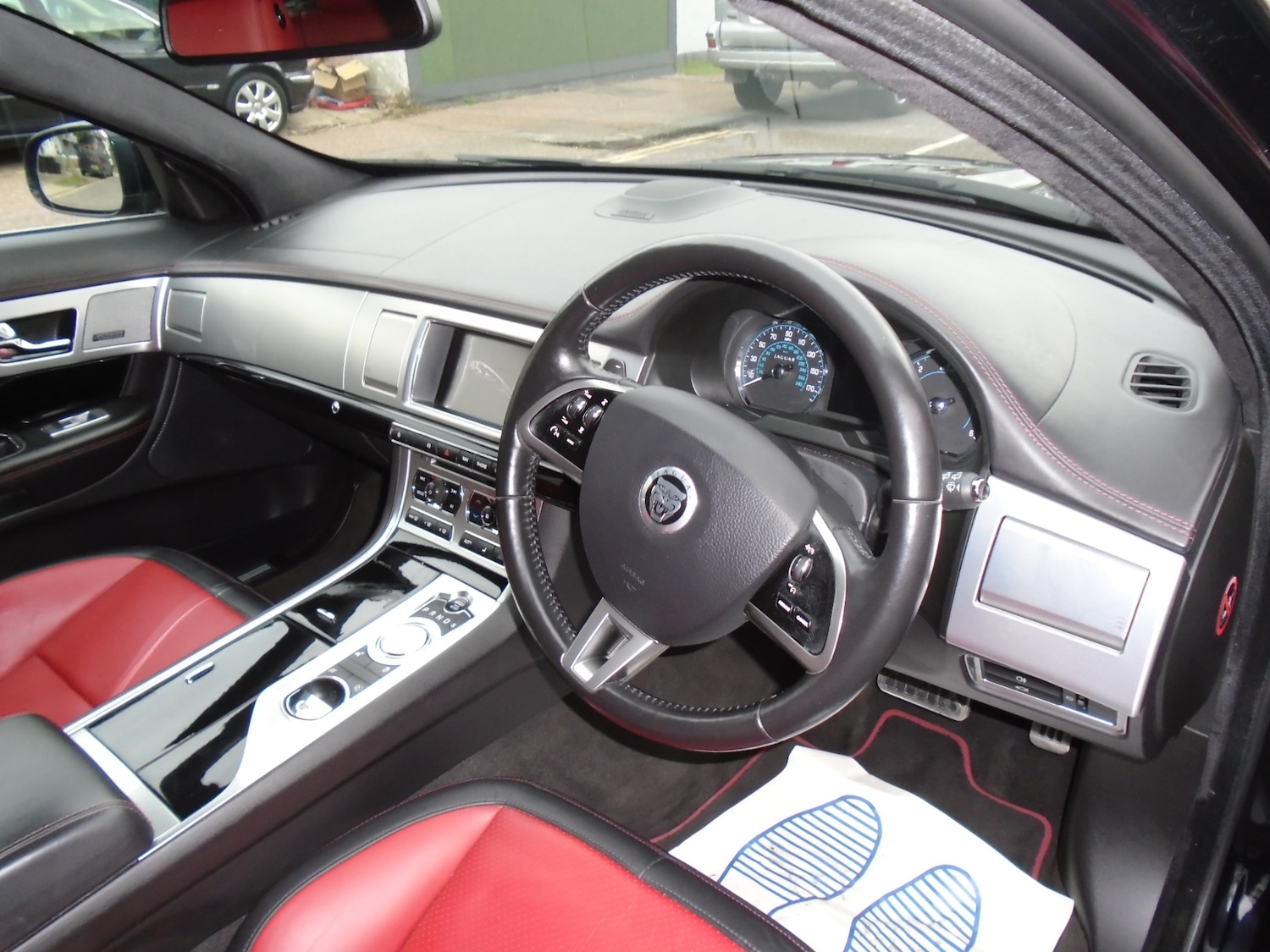 Used Jaguar XF 2013 for sale - 76450645: Photo 9