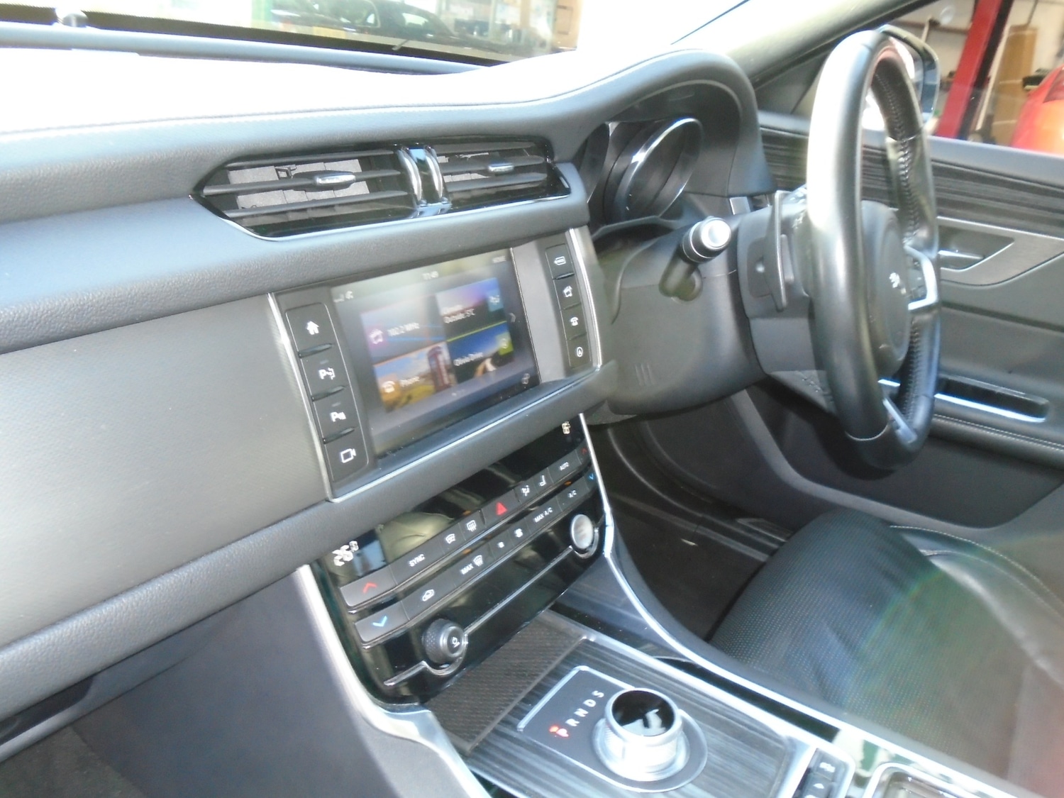 Used Jaguar XF 2015 for sale - 77136411: Photo 16