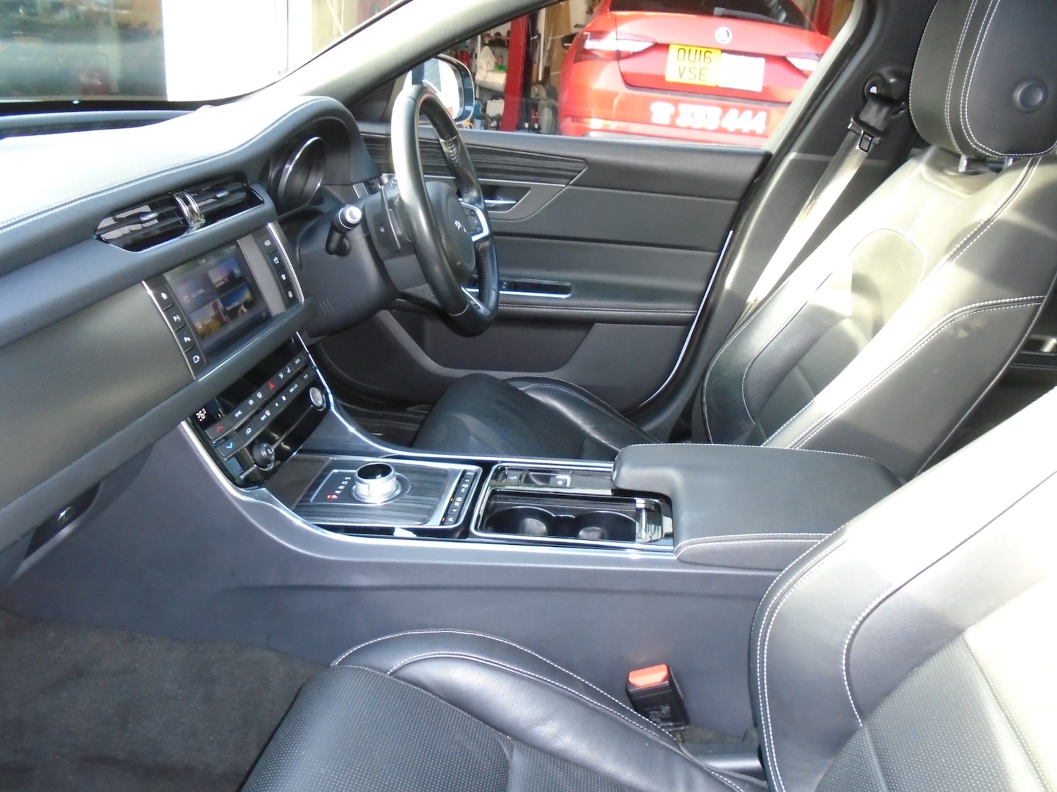 Used Jaguar XF 2015 for sale - 77136411: Photo 17