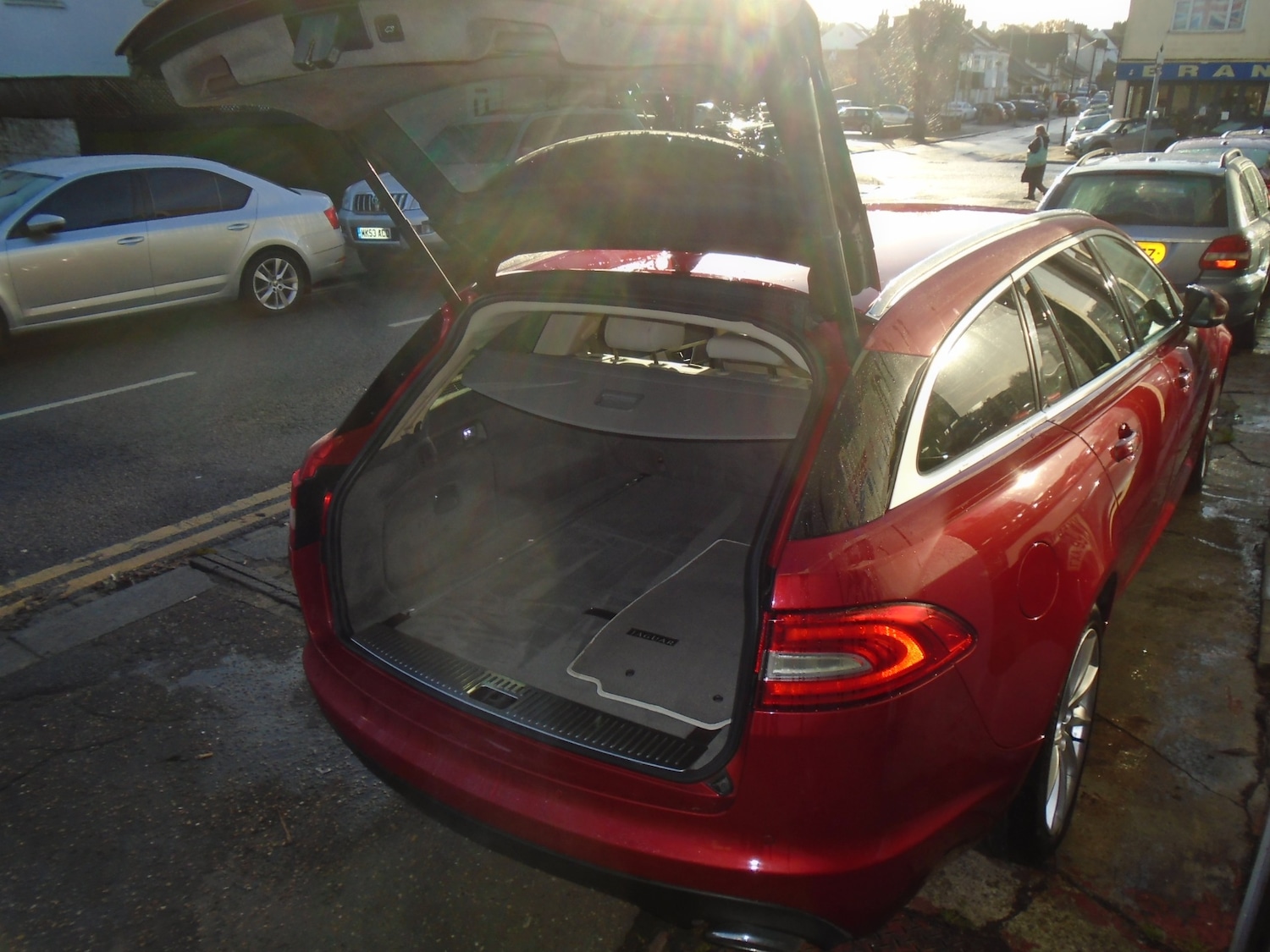 Used Jaguar XF 2013 for sale - 76830851: Photo 10