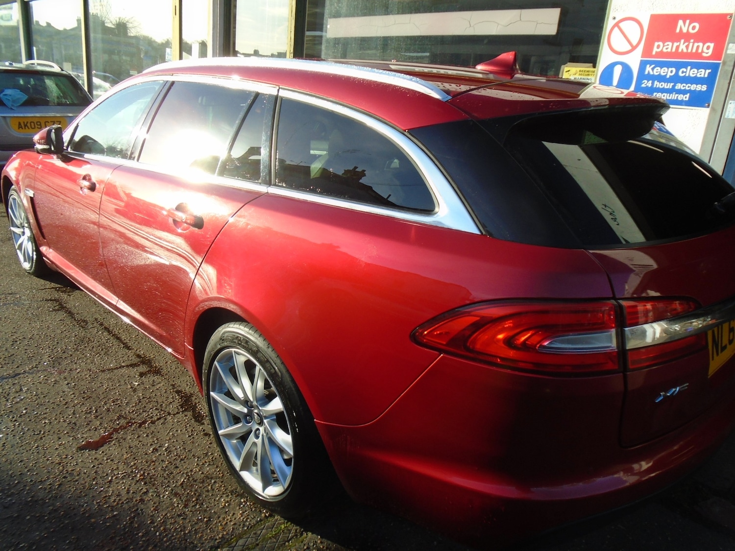 Used Jaguar XF 2013 for sale - 76830851: Photo 12