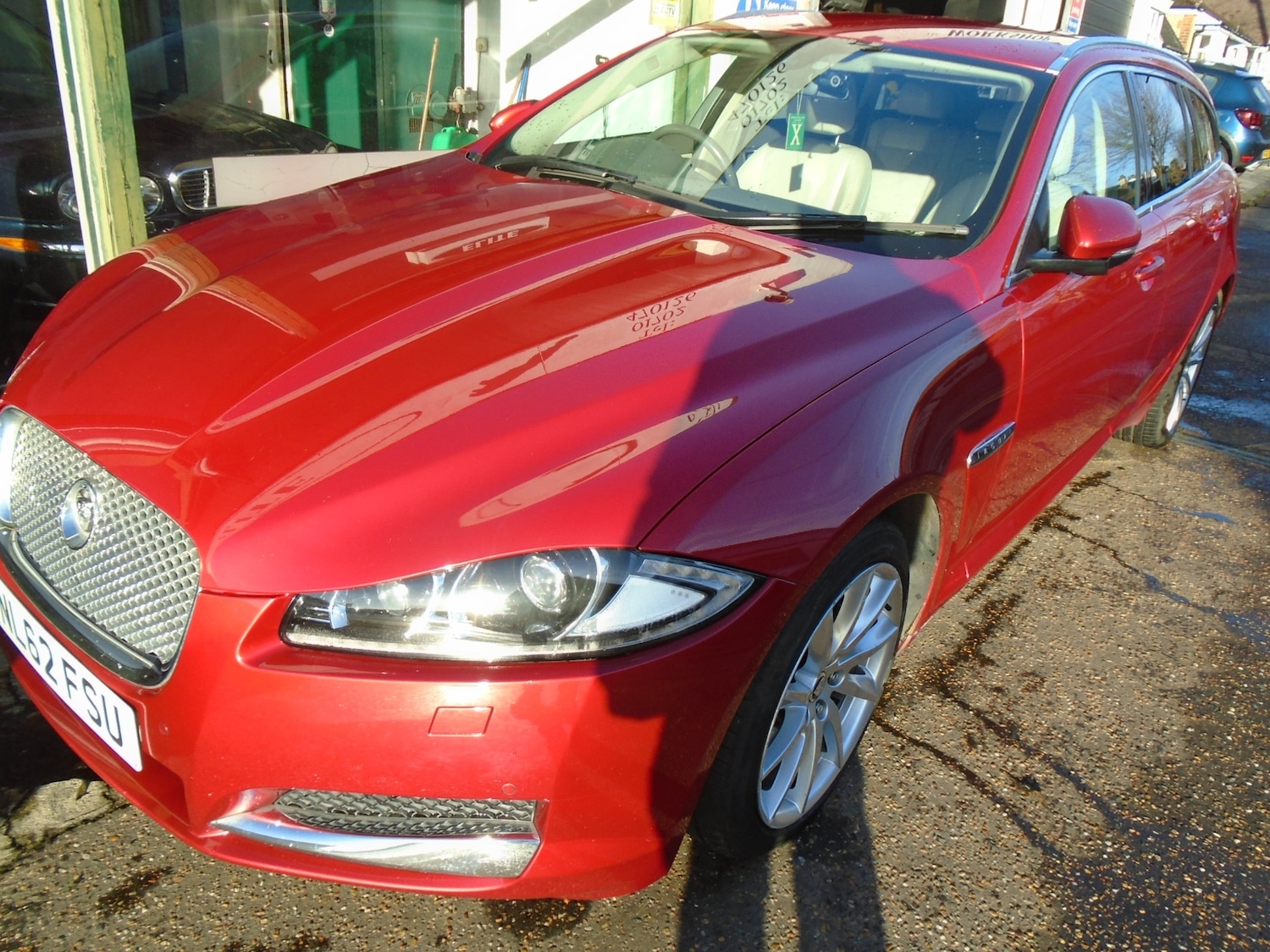 Used Jaguar XF 2013 for sale - 76830851: Photo 6