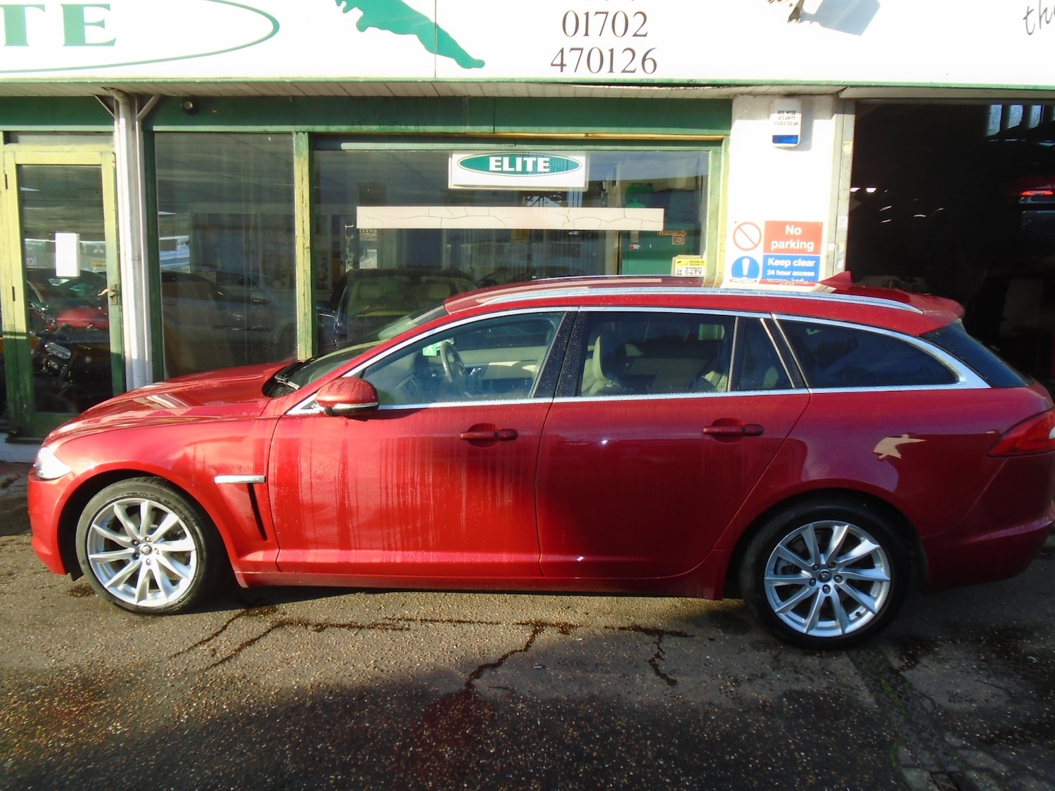 Used Jaguar XF 2013 for sale - 76830851: Photo 8