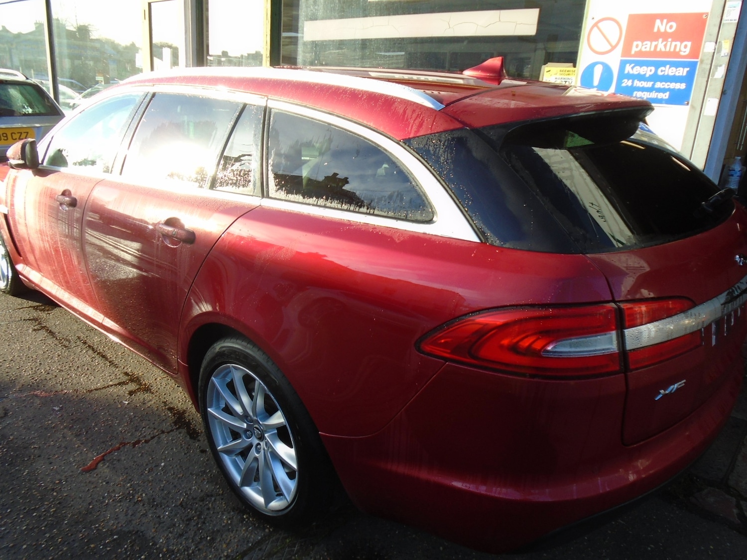 Used Jaguar XF 2013 for sale - 76830851: Photo 9