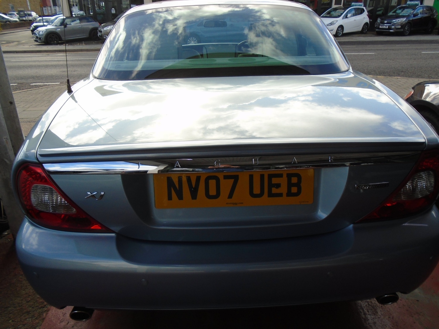 Used Jaguar XJ 2007 for sale - 76436442: Photo 10