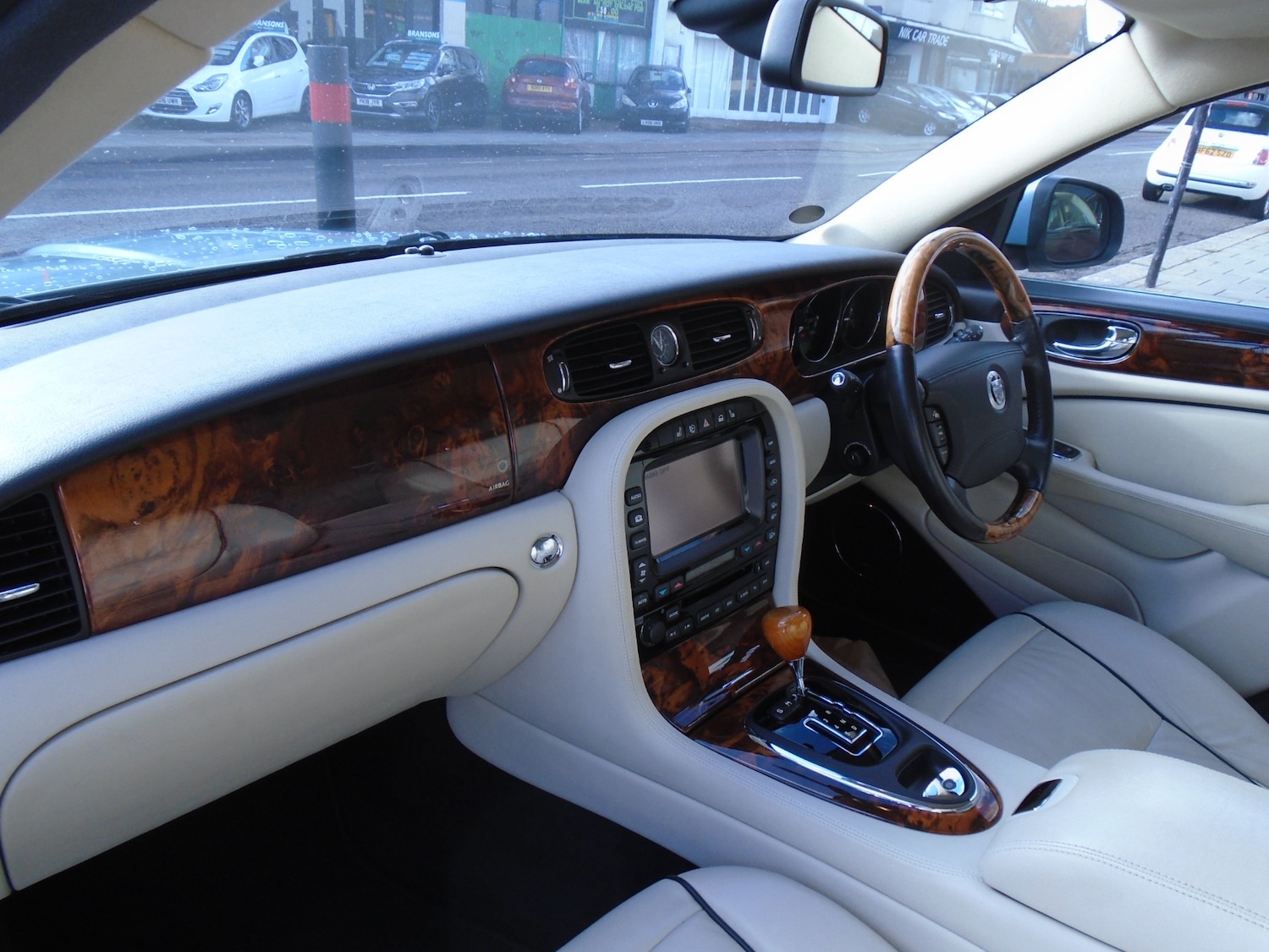 Used Jaguar XJ 2007 for sale - 76436442: Photo 12