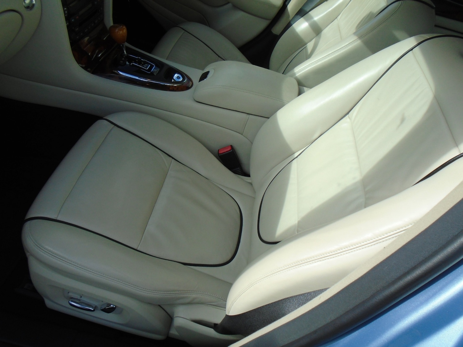 Used Jaguar XJ 2007 for sale - 76436442: Photo 13