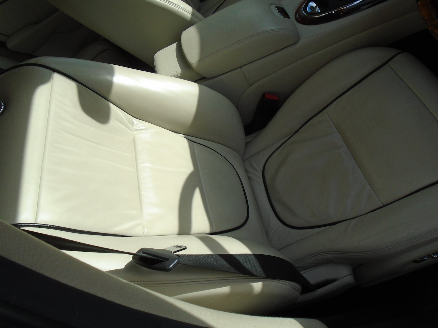 Used Jaguar XJ 2007 for sale - 76436442: Photo 16