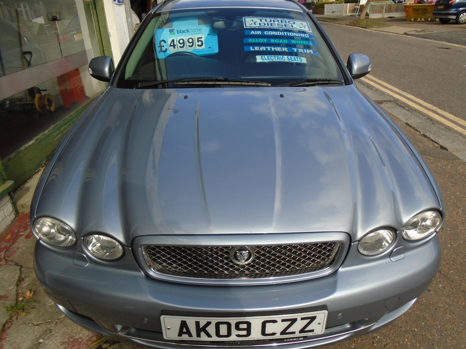 Used Jaguar X-Type 2009 for sale - 76177220: Photo 2