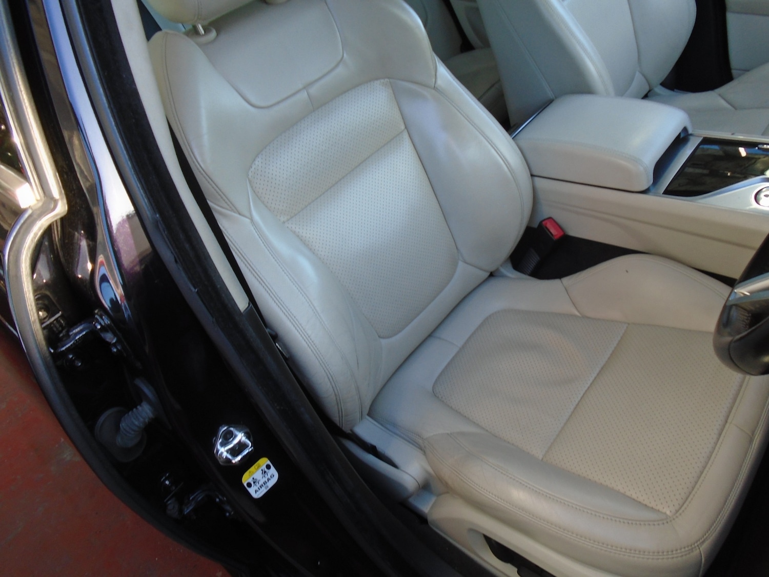 Used Jaguar XF 2013 for sale - 77058472: Photo 7