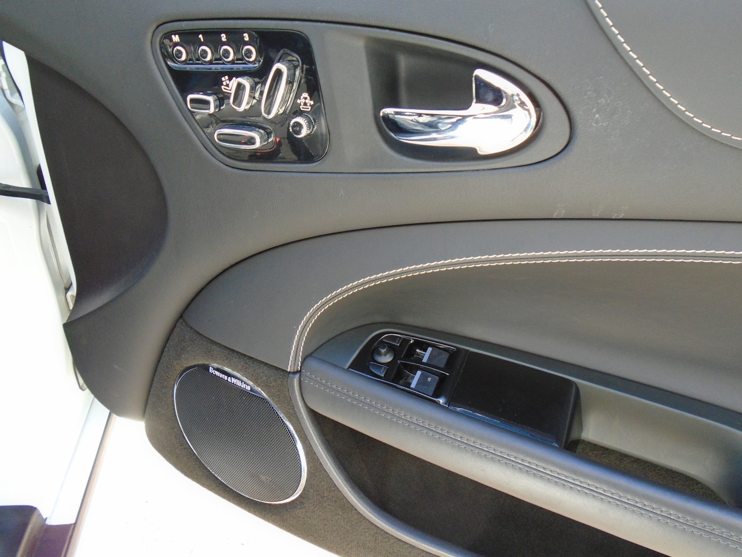 Used Jaguar XK 2015 for sale - 77635388: Photo 25