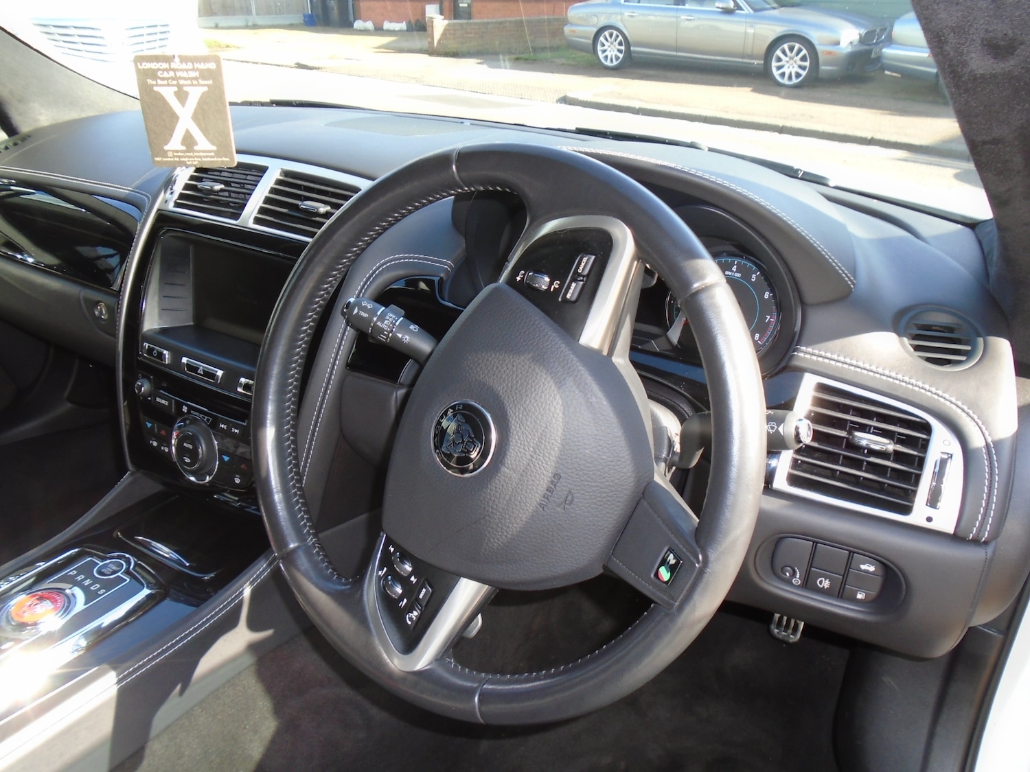 Used Jaguar XK 2015 for sale - 77635388: Photo 26