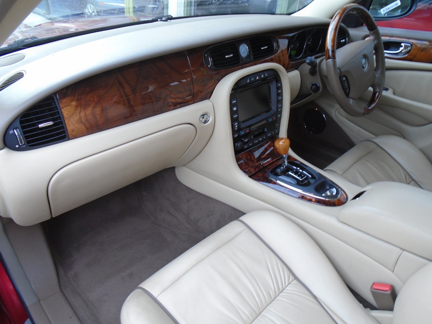 Used Jaguar XJ 2005 for sale - 76566388: Photo 20