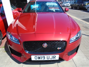 Used Jaguar XF 2019 for sale - 78353042: Photo