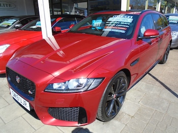 Used Jaguar XF 2019 for sale - 78353042: Photo