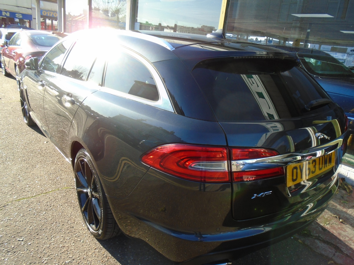 Used Jaguar XF 2013 for sale - 76637521: Photo 6