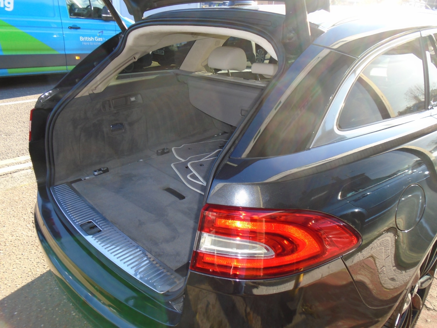 Used Jaguar XF 2013 for sale - 76637521: Photo 8