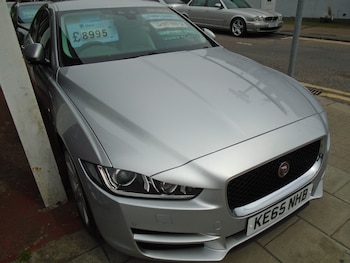 Used Jaguar XE 2015 for sale - 75567502: Photo