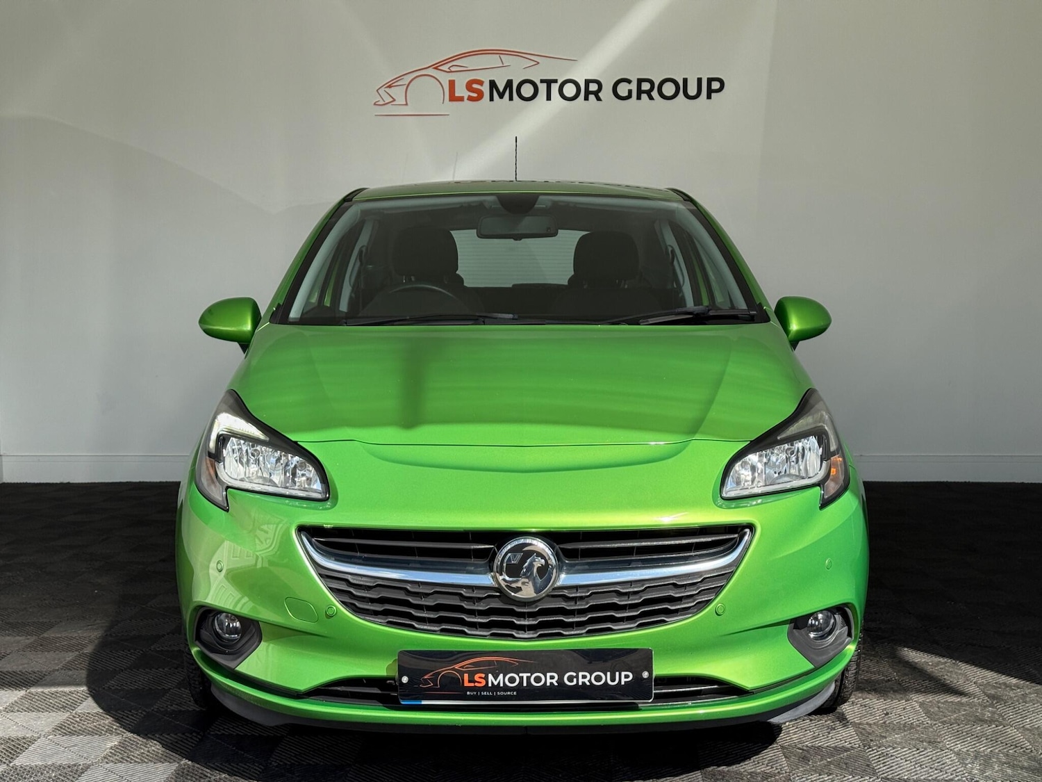 Used Vauxhall Corsa 2016 for sale - 76433265: Photo 2