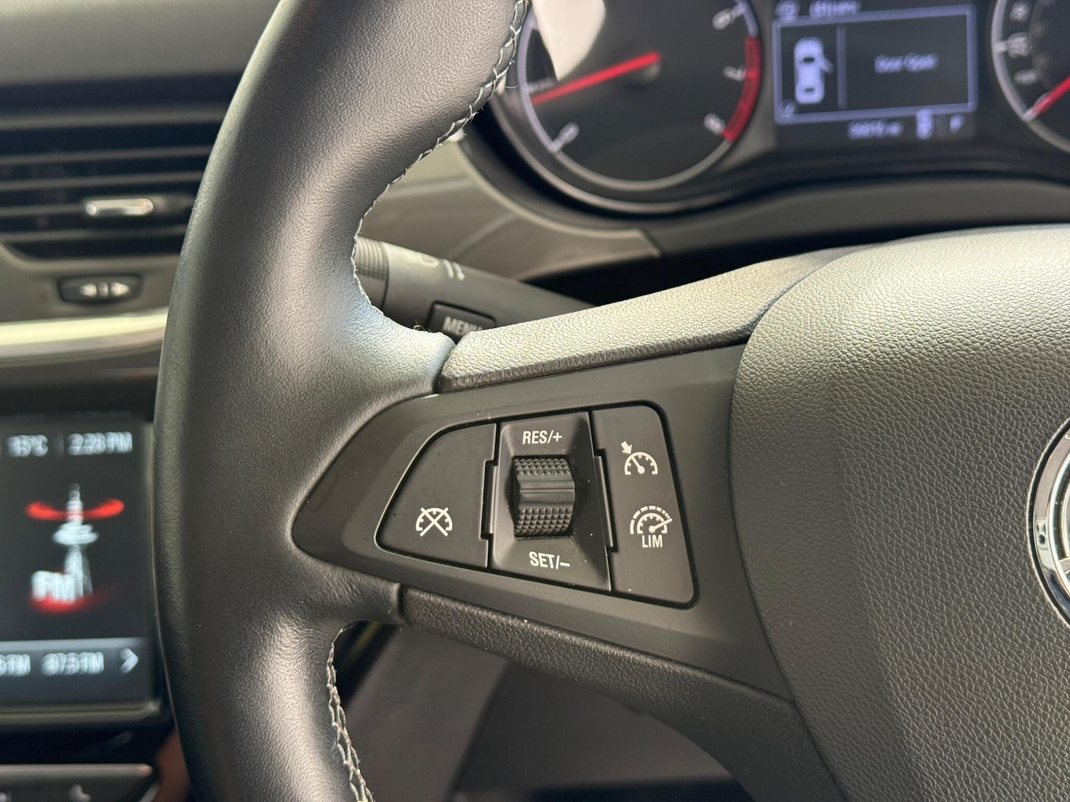 Used Vauxhall Corsa 2016 for sale - 76433265: Photo 27