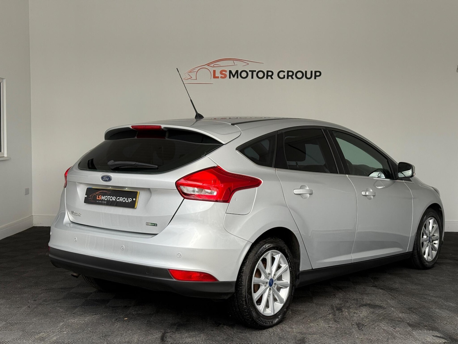 Used Ford Focus 2016 for sale - 76433351: Photo 8