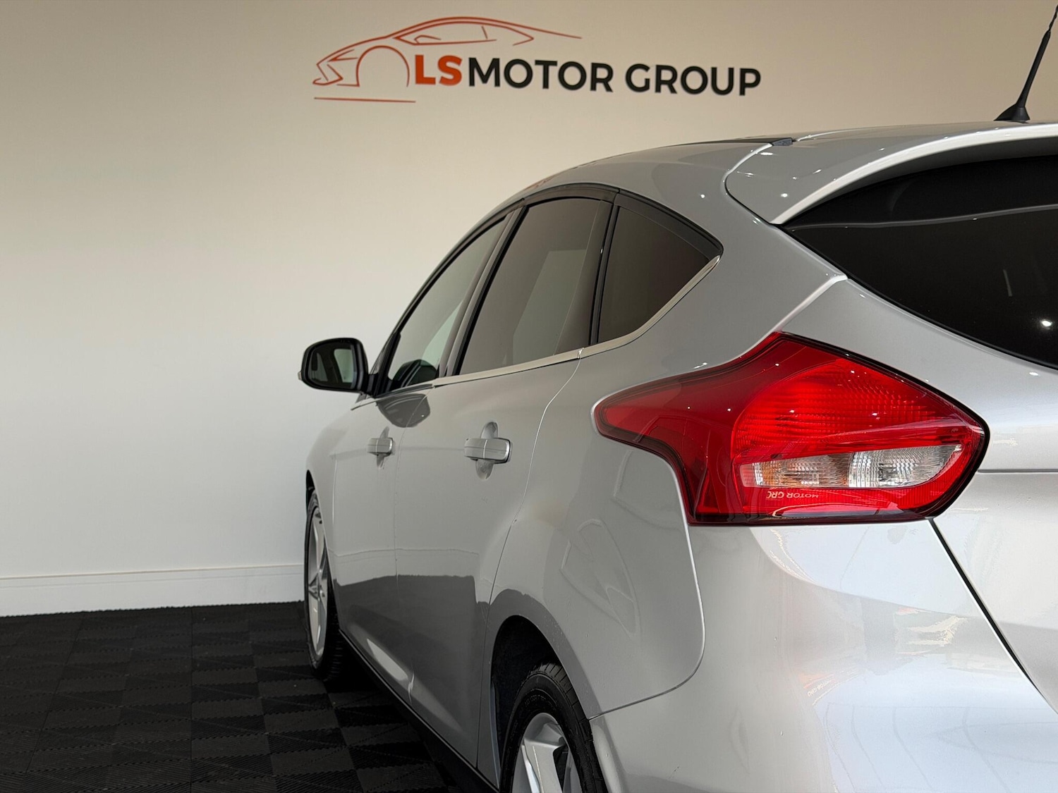Used Ford Focus 2015 for sale - 76759373: Photo 10