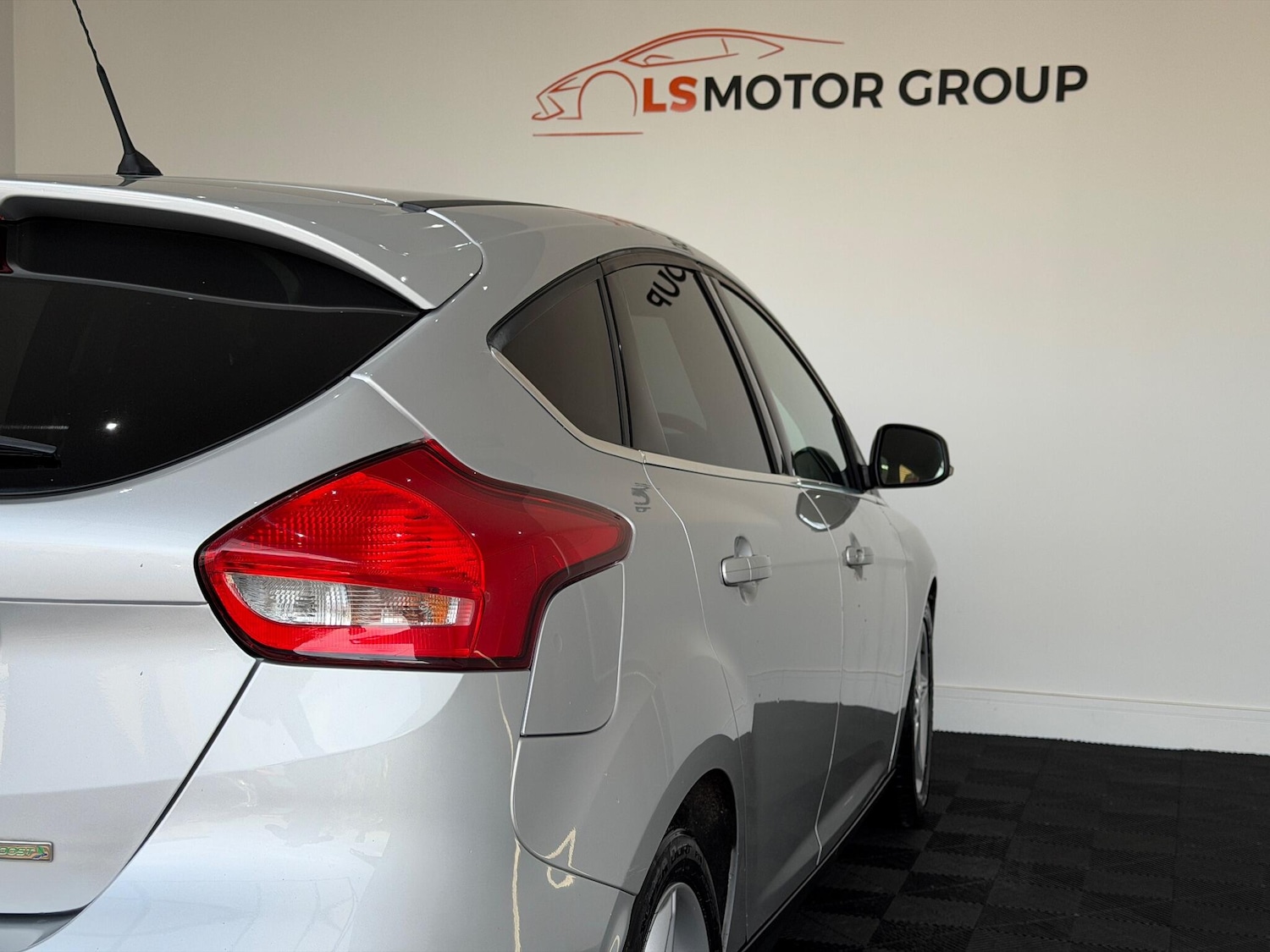 Used Ford Focus 2015 for sale - 76759373: Photo 11