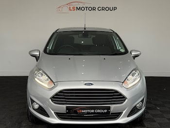 Used Ford Fiesta 2017 for sale - 76336904: Photo