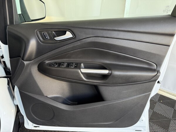 Used Ford Kuga 2017 for sale - 76336568: Photo 31