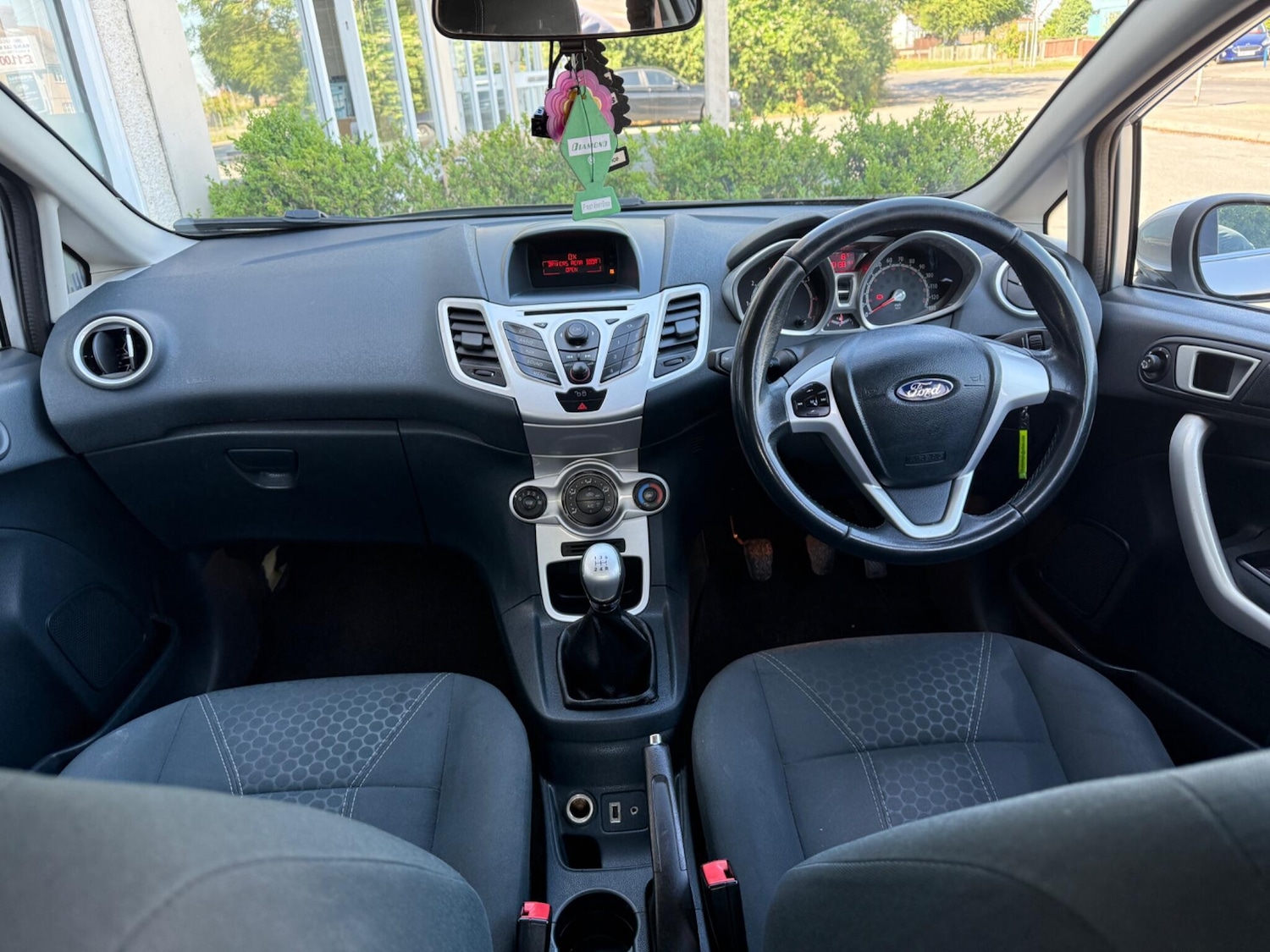 Used Ford Fiesta 2012 for sale - 76538592: Photo 8